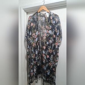 Time And Tru Women's Sheer Kimono Top Black Pink Floral One Size Tassel Decor